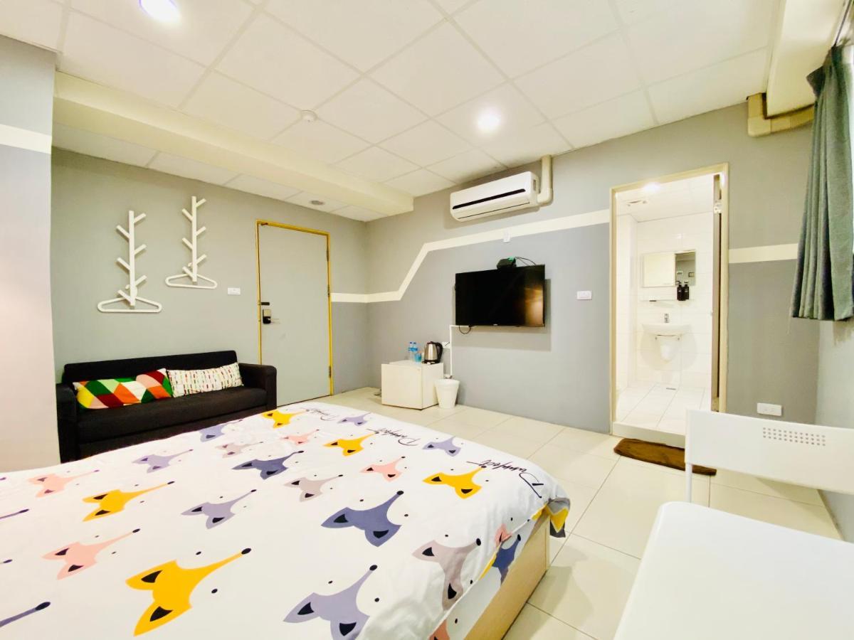 Wei Yang Guest House Tainan Exterior foto